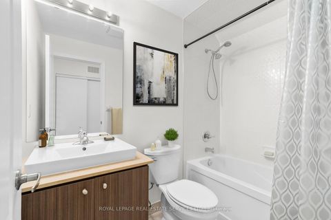 Photo 17 at 225 - 15 Coneflower Crescent, Branson, Toronto