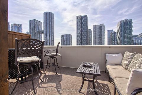 Photo 3 at PH6 - 550 Front Street W, Waterfront Communities C1, Toronto