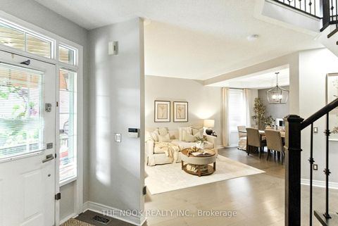 Photo 2 at 122 Estate Garden Drive, Oak Ridges, Richmond Hill