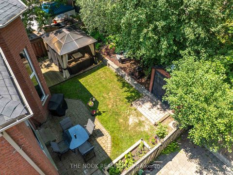 Photo 47 at 122 Estate Garden Drive, Oak Ridges, Richmond Hill