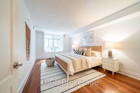 Photo 14 at 406 - 75 York Mills Road, York Mills, Toronto