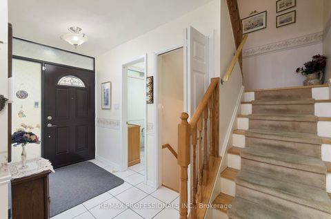 Photo 4 at 15 Raintree Path, West Deane, Toronto
