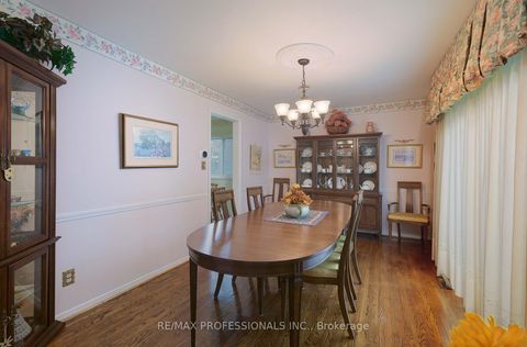 Photo 14 at 15 Raintree Path, West Deane, Toronto