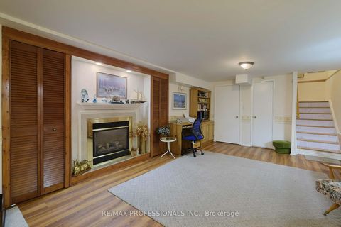 Photo 24 at 15 Raintree Path, West Deane, Toronto