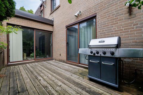 Photo 29 at 15 Raintree Path, West Deane, Toronto