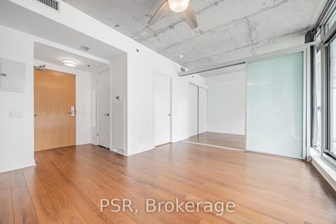 Photo 5 at 701 - 375 King Street W, Waterfront Communities C1, Toronto