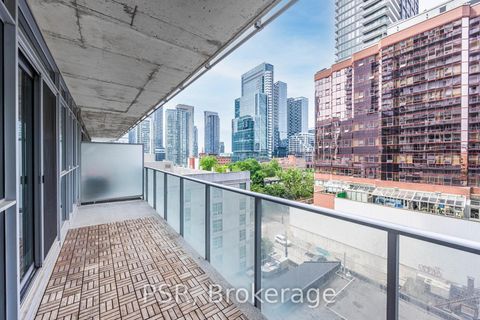 Photo 9 at 701 - 375 King Street W, Waterfront Communities C1, Toronto