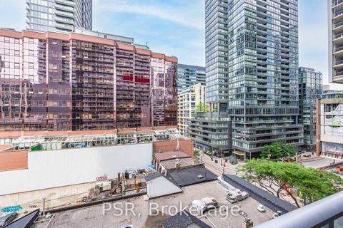 Photo 10 at 701 - 375 King Street W, Waterfront Communities C1, Toronto