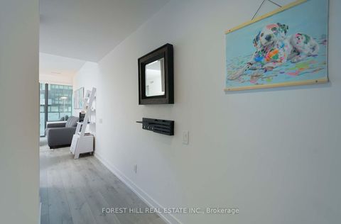 Photo 6 at 711 - 161 Roehampton Avenue, Mount Pleasant West, Toronto