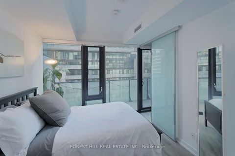 Photo 14 at 711 - 161 Roehampton Avenue, Mount Pleasant West, Toronto