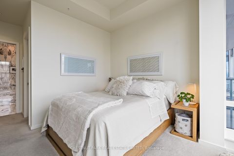 Photo 17 at 5707 - 180 University Avenue, Bay Street Corridor, Toronto