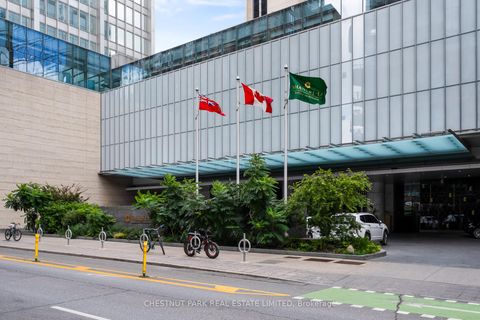 Photo 25 at 5707 - 180 University Avenue, Bay Street Corridor, Toronto