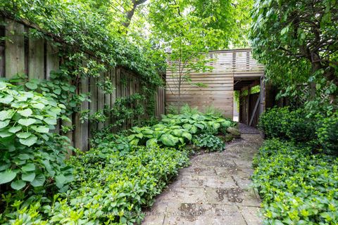 Photo 37 at 137 Marlborough Place, Annex, Toronto