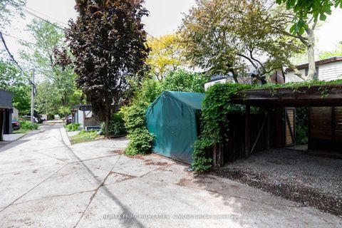 Photo 40 at 137 Marlborough Place, Annex, Toronto