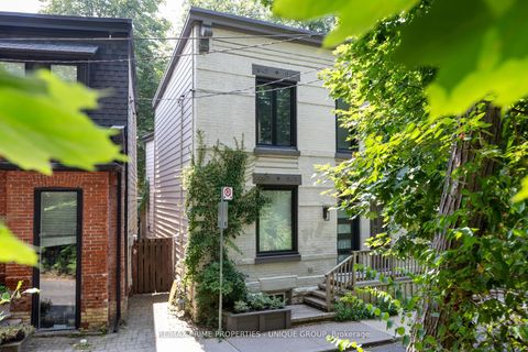 Photo 43 at 137 Marlborough Place, Annex, Toronto