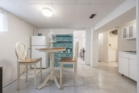 Photo 24 at 2 Ailsa Craig Court, Branson, Toronto