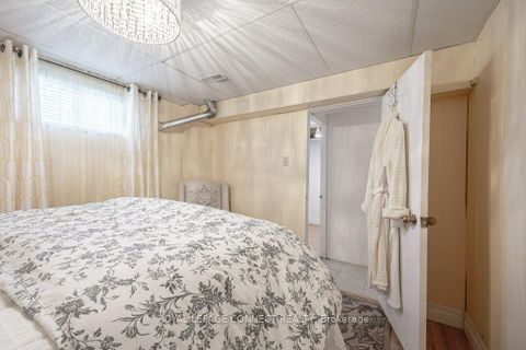 Photo 33 at 2 Ailsa Craig Court, Branson, Toronto