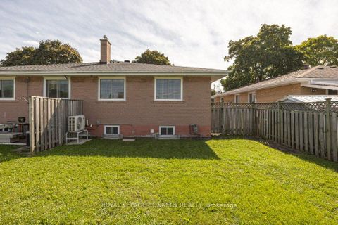 Photo 38 at 2 Ailsa Craig Court, Branson, Toronto