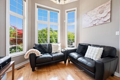 Photo 7 at 40 Barberry Crescent, Oak Ridges, Richmond Hill