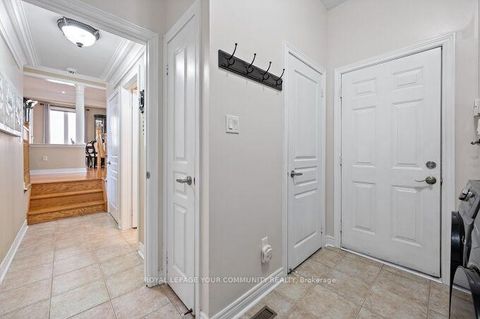 Photo 13 at 40 Barberry Crescent, Oak Ridges, Richmond Hill