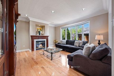 Photo 15 at 40 Barberry Crescent, Oak Ridges, Richmond Hill
