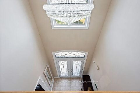 Photo 16 at 40 Barberry Crescent, Oak Ridges, Richmond Hill
