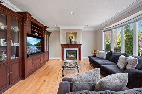 Photo 18 at 40 Barberry Crescent, Oak Ridges, Richmond Hill