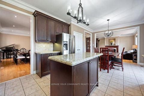 Photo 20 at 40 Barberry Crescent, Oak Ridges, Richmond Hill