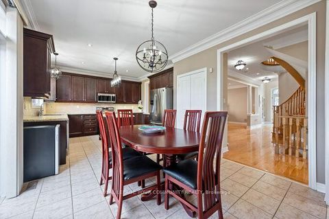 Photo 21 at 40 Barberry Crescent, Oak Ridges, Richmond Hill