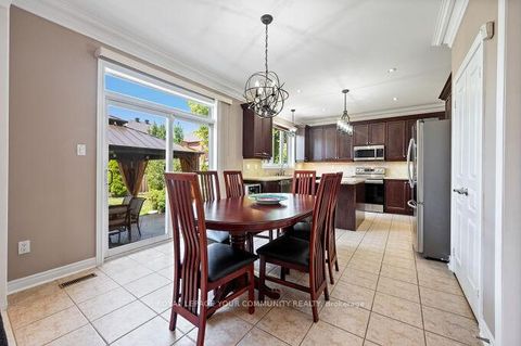 Photo 22 at 40 Barberry Crescent, Oak Ridges, Richmond Hill
