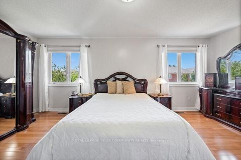 Photo 27 at 40 Barberry Crescent, Oak Ridges, Richmond Hill
