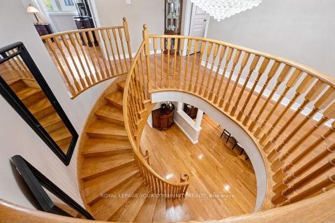 Photo 39 at 40 Barberry Crescent, Oak Ridges, Richmond Hill