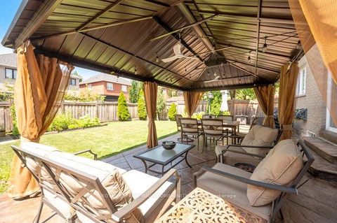 Photo 44 at 40 Barberry Crescent, Oak Ridges, Richmond Hill