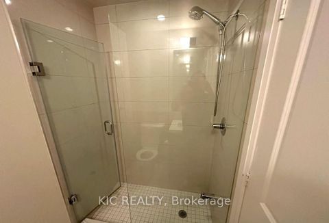 Photo 13 at 424 - 2 Old Mill Drive, Swansea, Toronto