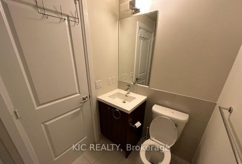 Photo 14 at 424 - 2 Old Mill Drive, Swansea, Toronto