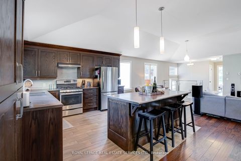 Photo 14 at 194 Sylvan Avenue, Guildwood, Toronto