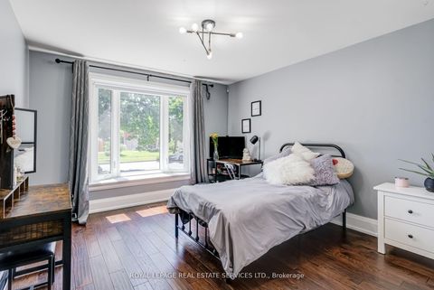 Photo 20 at 194 Sylvan Avenue, Guildwood, Toronto