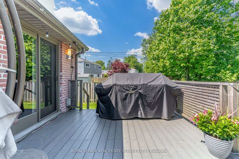 Photo 37 at 194 Sylvan Avenue, Guildwood, Toronto