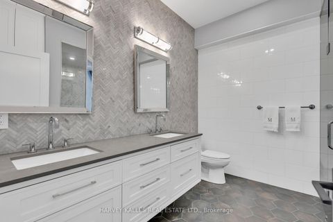 Photo 24 at 257 Borden Street, University, Toronto