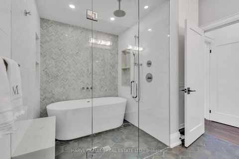 Photo 25 at 257 Borden Street, University, Toronto