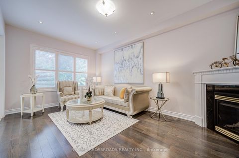 Photo 12 at 187 Summeridge Drive, Patterson, Vaughan
