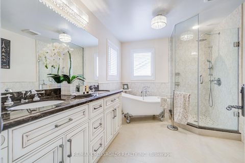 Photo 20 at 187 Summeridge Drive, Patterson, Vaughan