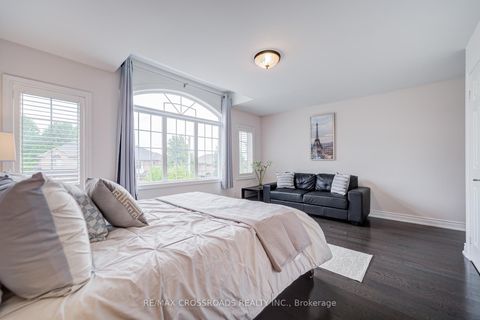 Photo 24 at 187 Summeridge Drive, Patterson, Vaughan