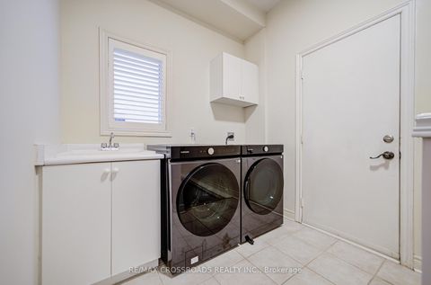 Photo 30 at 187 Summeridge Drive, Patterson, Vaughan
