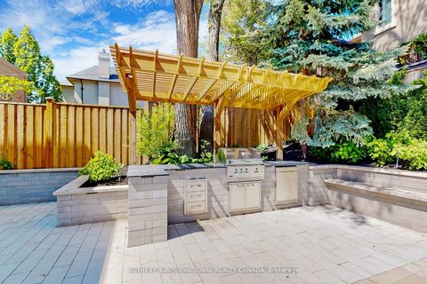 Photo 4 at 101 Dunloe Road, Forest Hill South, Toronto