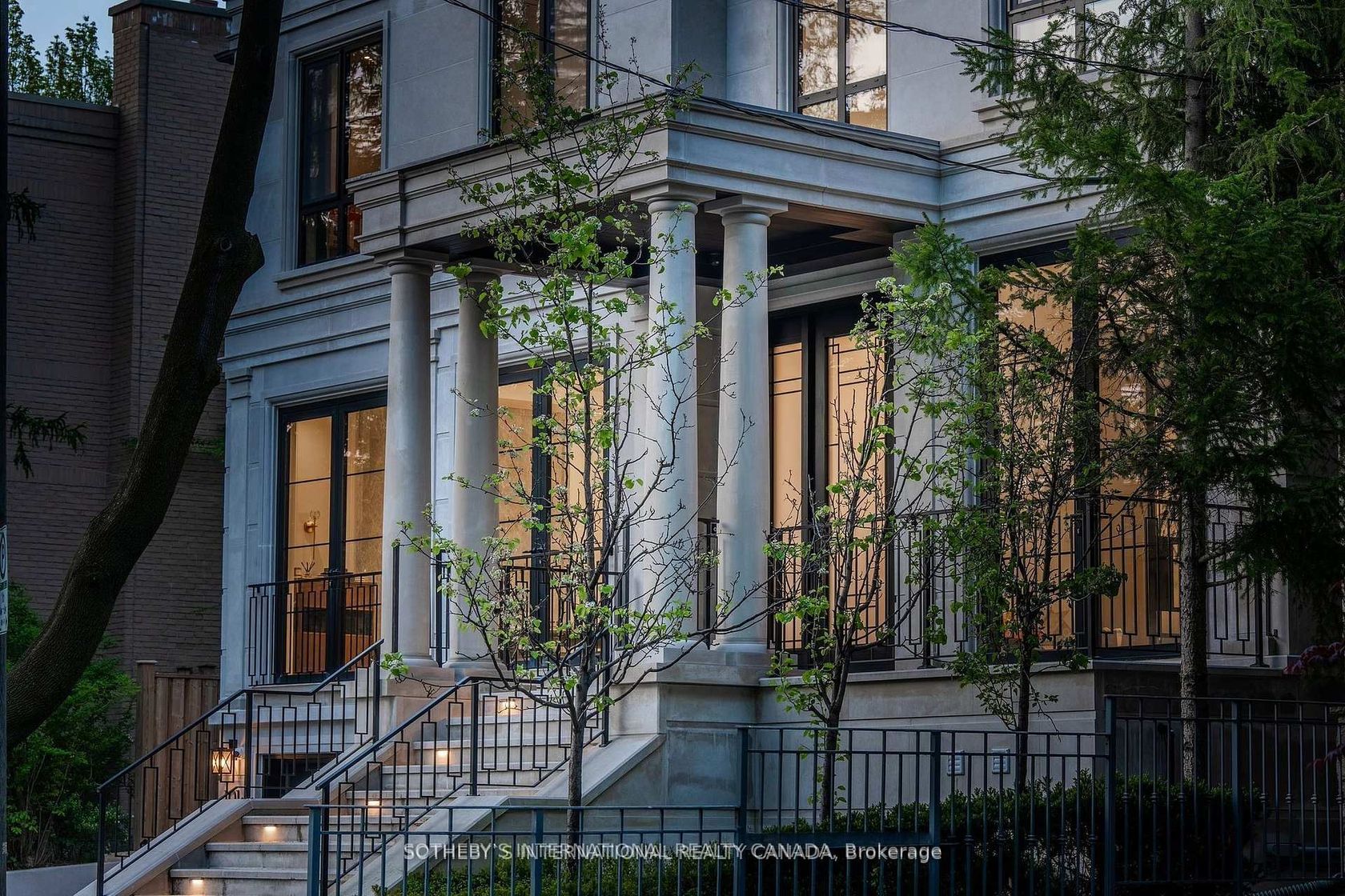 101 Dunloe Road, Forest Hill South, Toronto 