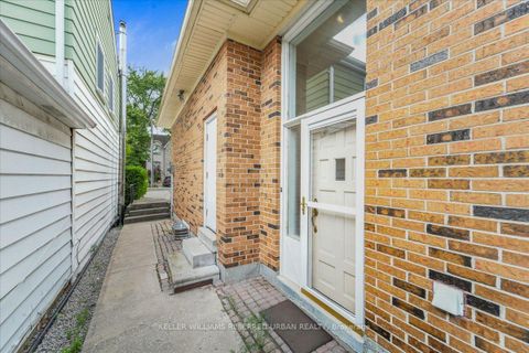 Photo 21 at 25 Farrell Avenue, Willowdale West, Toronto