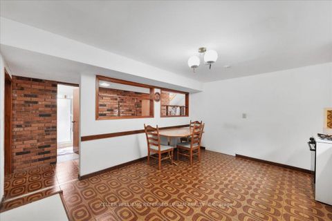 Photo 26 at 25 Farrell Avenue, Willowdale West, Toronto