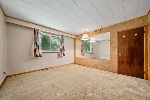 Photo 20 at 10 Pengelly Court, Birchmount, Toronto