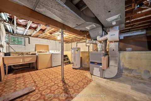 Photo 30 at 10 Pengelly Court, Birchmount, Toronto